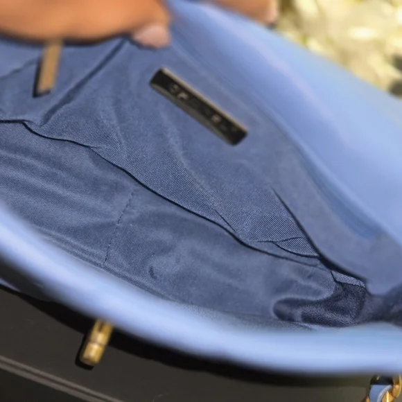 Chanel 19 Blue Quilted Lambskin With Chain Blue - Medium - Picture 5 of 11